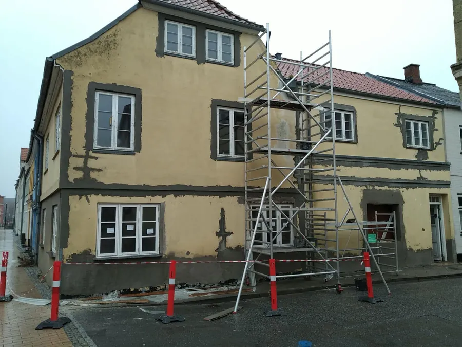 Facade under renovering